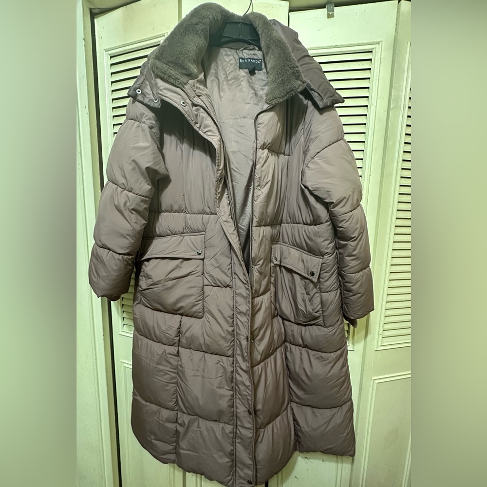 Bernardo Women's Brown Puffer Coat